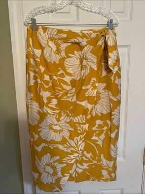 Banana Republic Yellow and White Floral Wrap Skirt